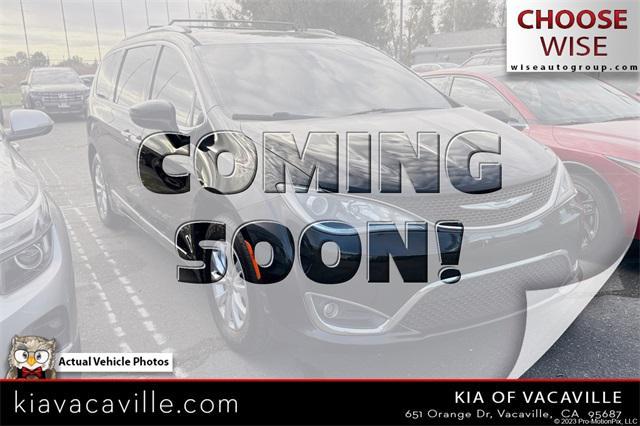 used 2018 Chrysler Pacifica car, priced at $10,799