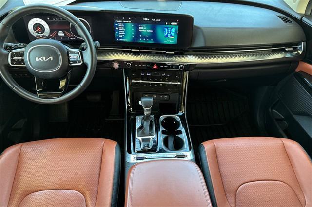 used 2024 Kia Carnival car, priced at $41,962