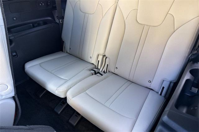 new 2026 Kia Sorento Hybrid car, priced at $48,635