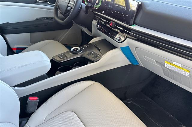 new 2026 Kia Sportage Hybrid car, priced at $34,985