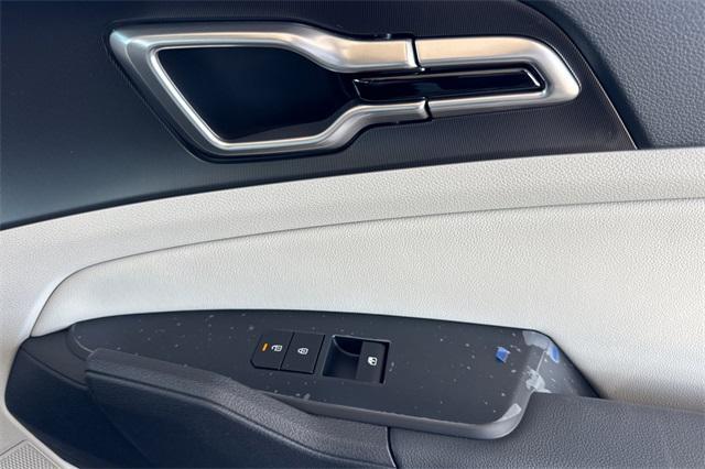 new 2026 Kia Sportage Hybrid car, priced at $34,985