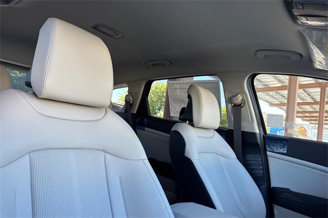 new 2026 Kia Sportage Hybrid car, priced at $34,985