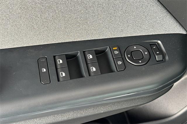 new 2025 Kia K4 car, priced at $25,165