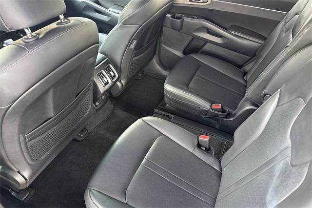 used 2022 Kia Sorento car, priced at $29,987