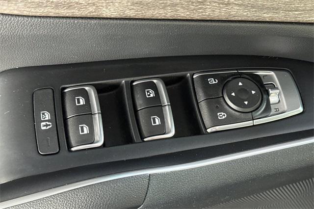 used 2022 Kia Sorento car, priced at $29,987