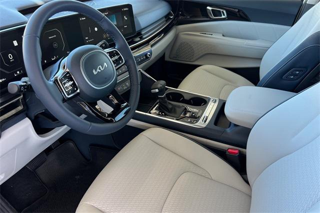 new 2026 Kia Carnival car, priced at $53,580