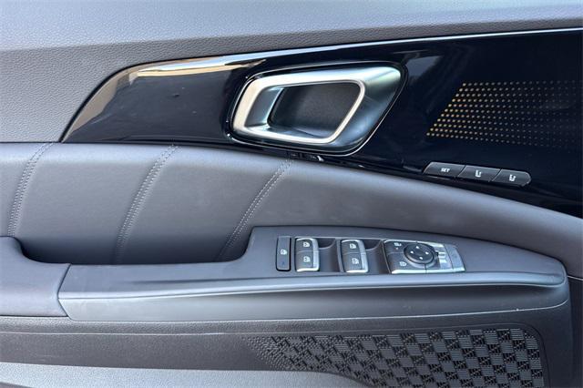 new 2026 Kia Carnival Hybrid car, priced at $57,520