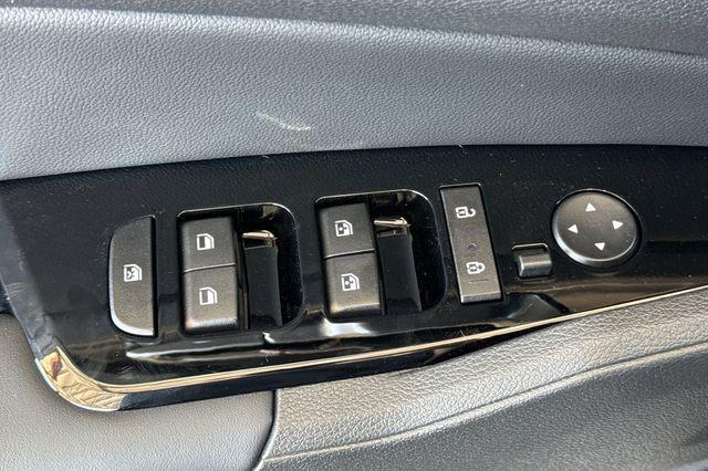 new 2025 Kia Sportage Hybrid car, priced at $35,880