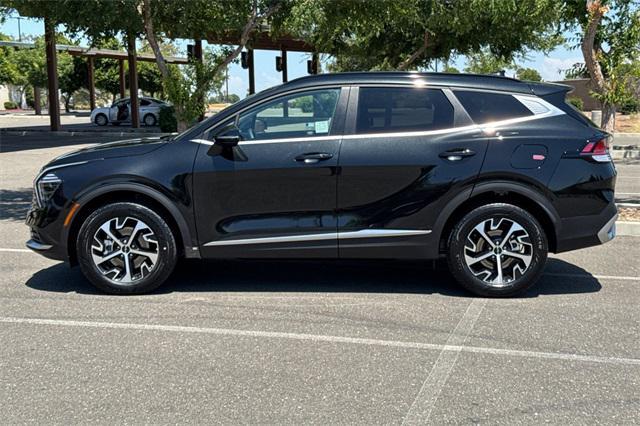 new 2025 Kia Sportage Hybrid car, priced at $35,735