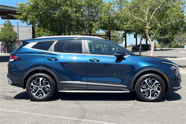 new 2025 Kia Sportage Hybrid car, priced at $35,460