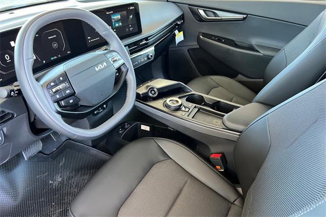new 2025 Kia EV6 car, priced at $44,580