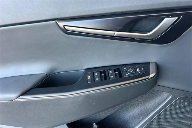 new 2025 Kia EV6 car, priced at $44,580
