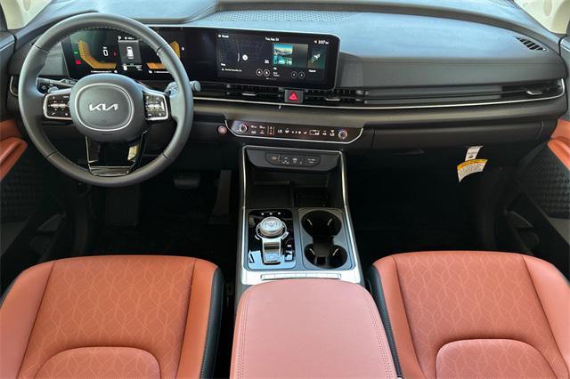 new 2026 Kia Carnival Hybrid car, priced at $45,865