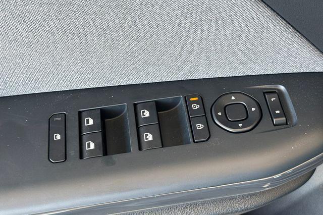 new 2025 Kia K4 car, priced at $25,165