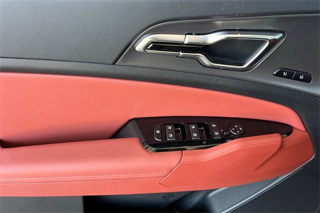 new 2025 Kia Sportage Hybrid car, priced at $40,525