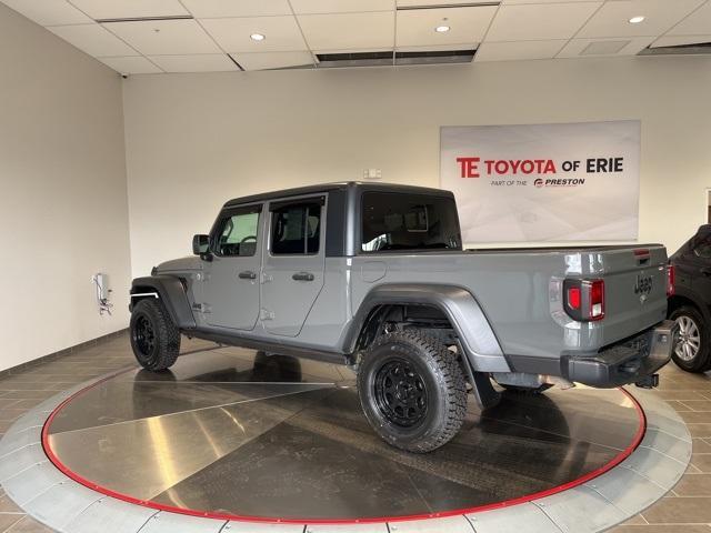 used 2020 Jeep Gladiator car, priced at $27,550