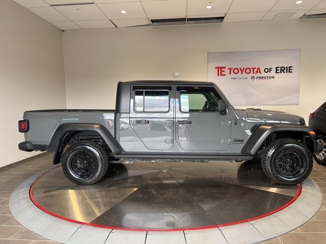 used 2020 Jeep Gladiator car, priced at $27,550