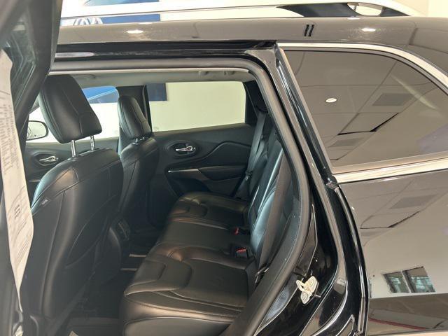 used 2020 Jeep Cherokee car, priced at $15,550