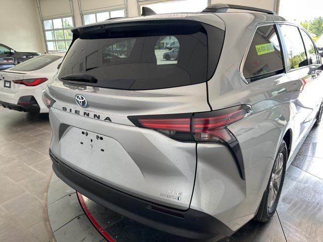 used 2021 Toyota Sienna car, priced at $35,990