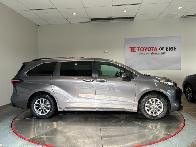 used 2021 Toyota Sienna car, priced at $34,550