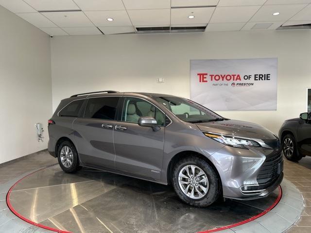 used 2021 Toyota Sienna car, priced at $34,550