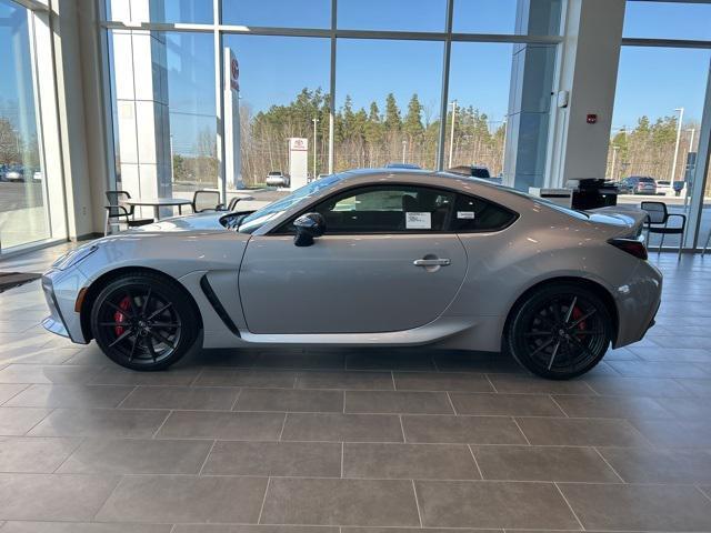 new 2025 Toyota GR86 car, priced at $35,108