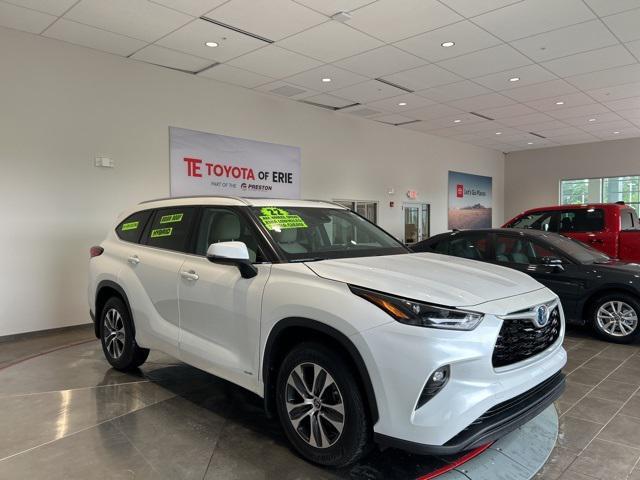 used 2022 Toyota Highlander Hybrid car, priced at $43,550