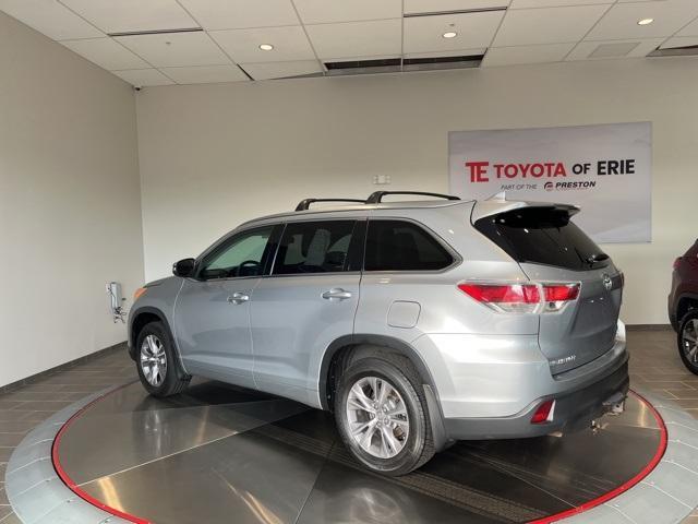 used 2014 Toyota Highlander car, priced at $15,550