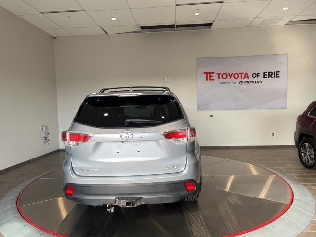 used 2014 Toyota Highlander car, priced at $15,550