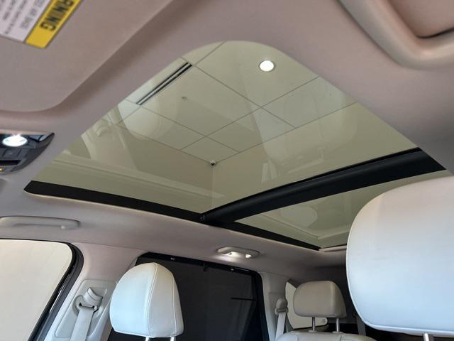 used 2023 Kia Sorento Hybrid car, priced at $31,990