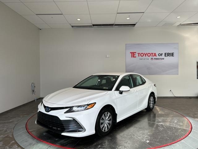 used 2023 Toyota Camry Hybrid car, priced at $27,550