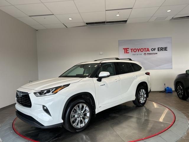 used 2021 Toyota Highlander Hybrid car, priced at $37,990