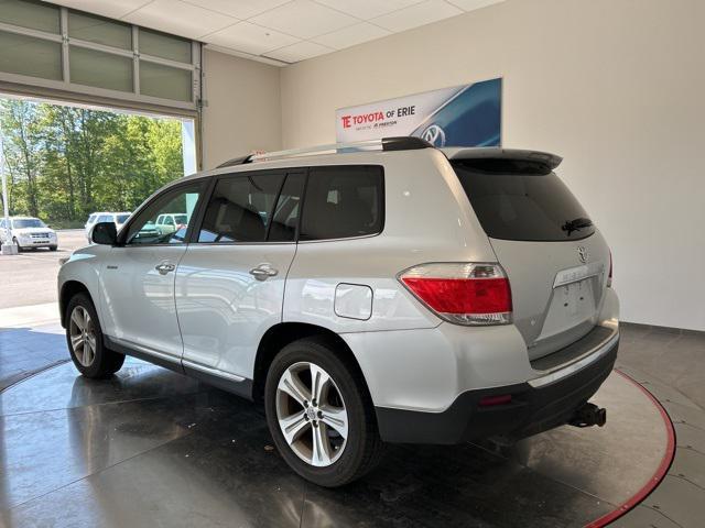 used 2013 Toyota Highlander car, priced at $14,990