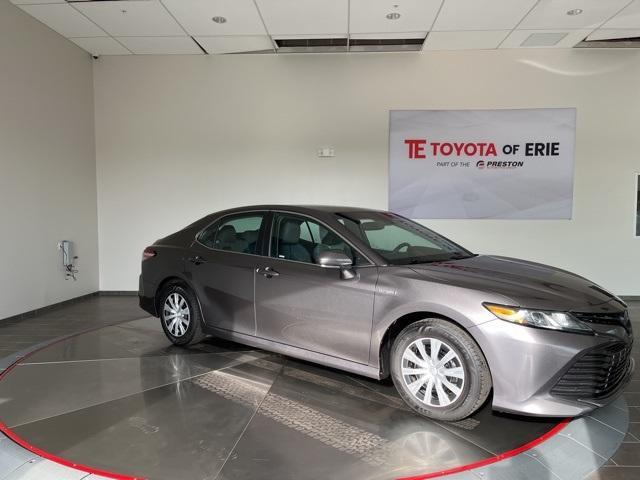 used 2018 Toyota Camry Hybrid car, priced at $16,990