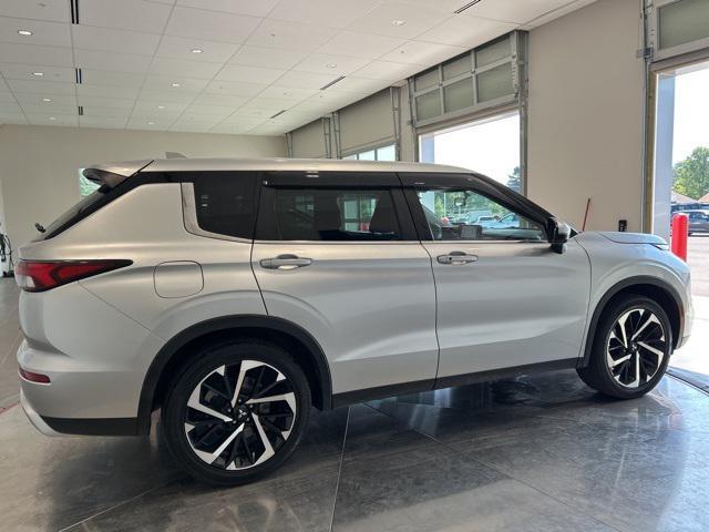 used 2022 Mitsubishi Outlander car, priced at $24,550