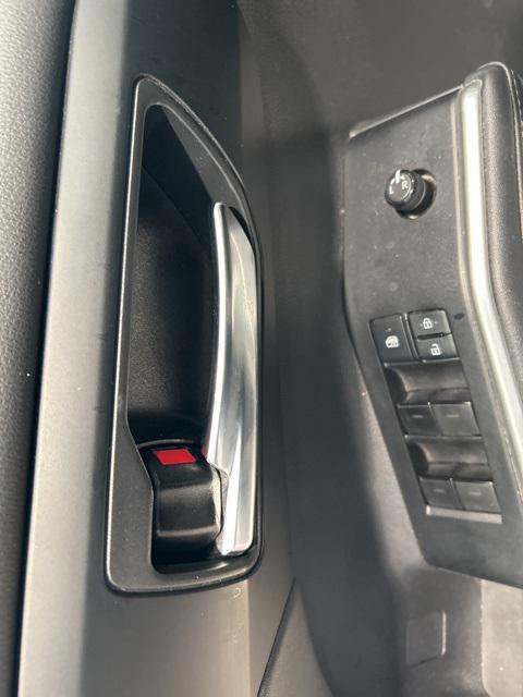 used 2021 Toyota Highlander Hybrid car, priced at $34,990
