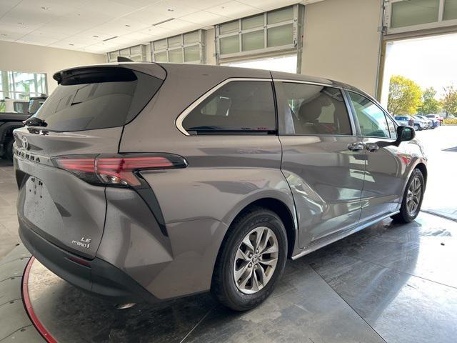 used 2021 Toyota Sienna car, priced at $25,990
