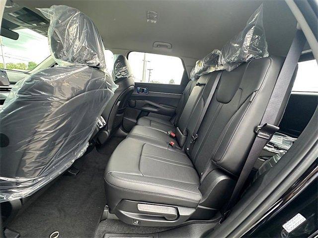 new 2025 Kia Sorento car, priced at $37,537