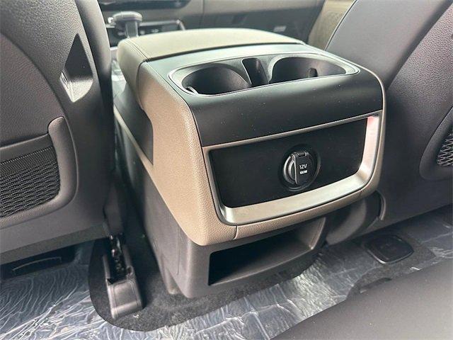 new 2025 Kia Carnival car, priced at $39,317