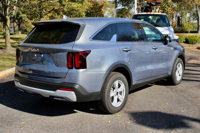 new 2025 Kia Sorento car, priced at $30,286