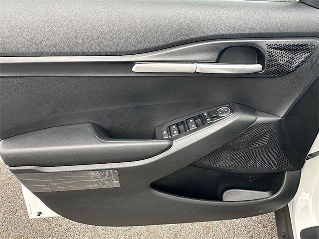 new 2025 Kia Seltos car, priced at $26,177