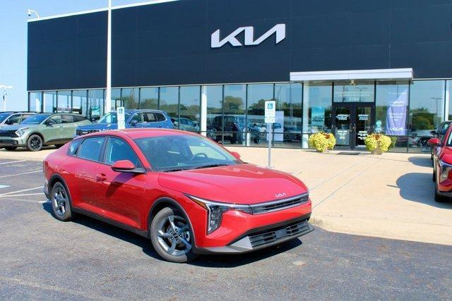 new 2025 Kia K4 car, priced at $22,576