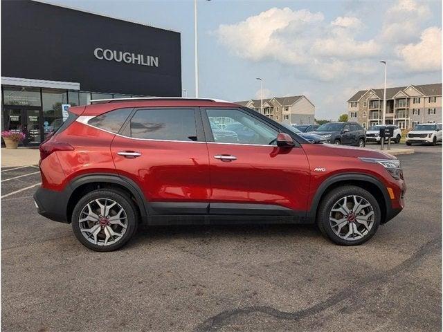 used 2021 Kia Seltos car, priced at $18,484