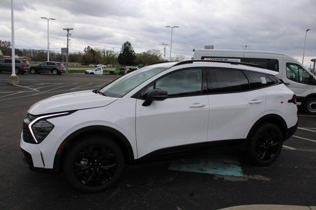 new 2025 Kia Sportage car, priced at $31,121