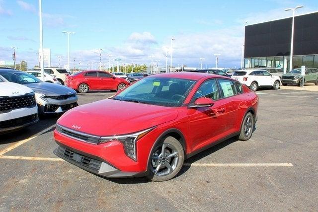 new 2025 Kia K4 car, priced at $23,326