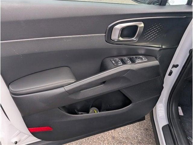 new 2025 Kia Sorento car, priced at $29,054