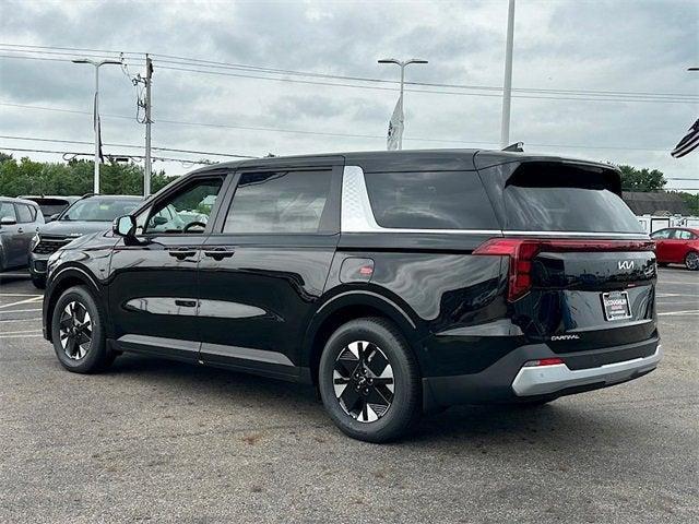 new 2026 Kia Carnival Hybrid car, priced at $40,412