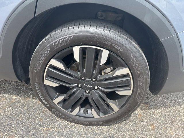 used 2024 Kia Telluride car, priced at $38,597