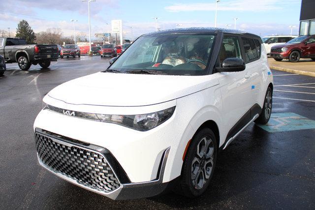 new 2025 Kia Soul car, priced at $24,924