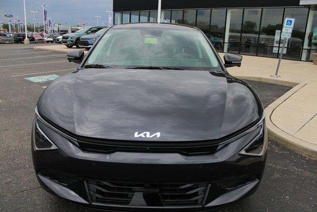 new 2025 Kia EV6 car, priced at $47,215